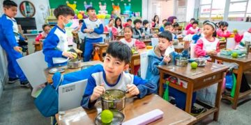 由澎湖免費「營養午餐」反觀台灣本島「免費」營養午餐！